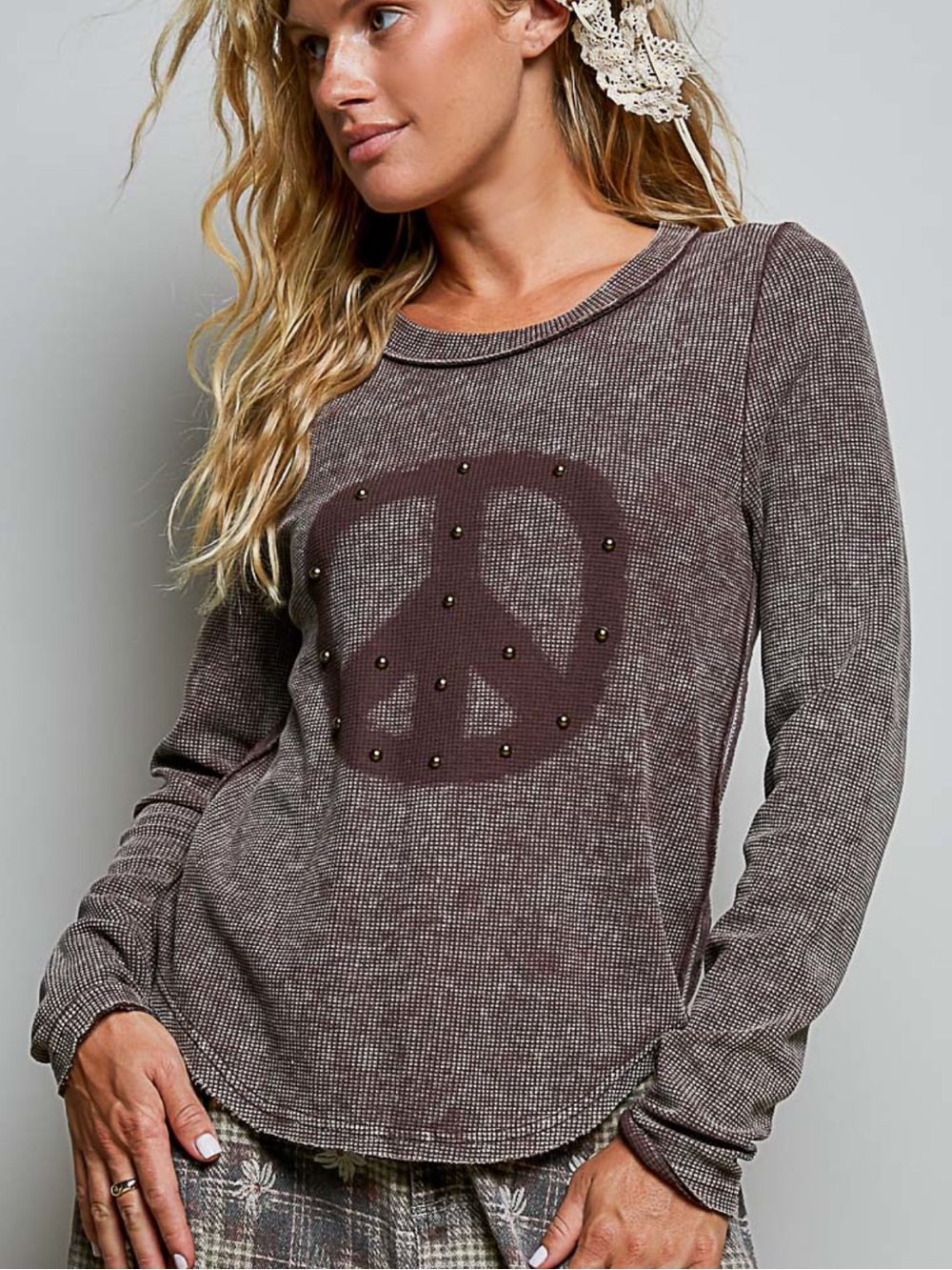 💕POL LAST FEW! Studded Peace Sign Long-Sleeve Top - Picture 4 of 8